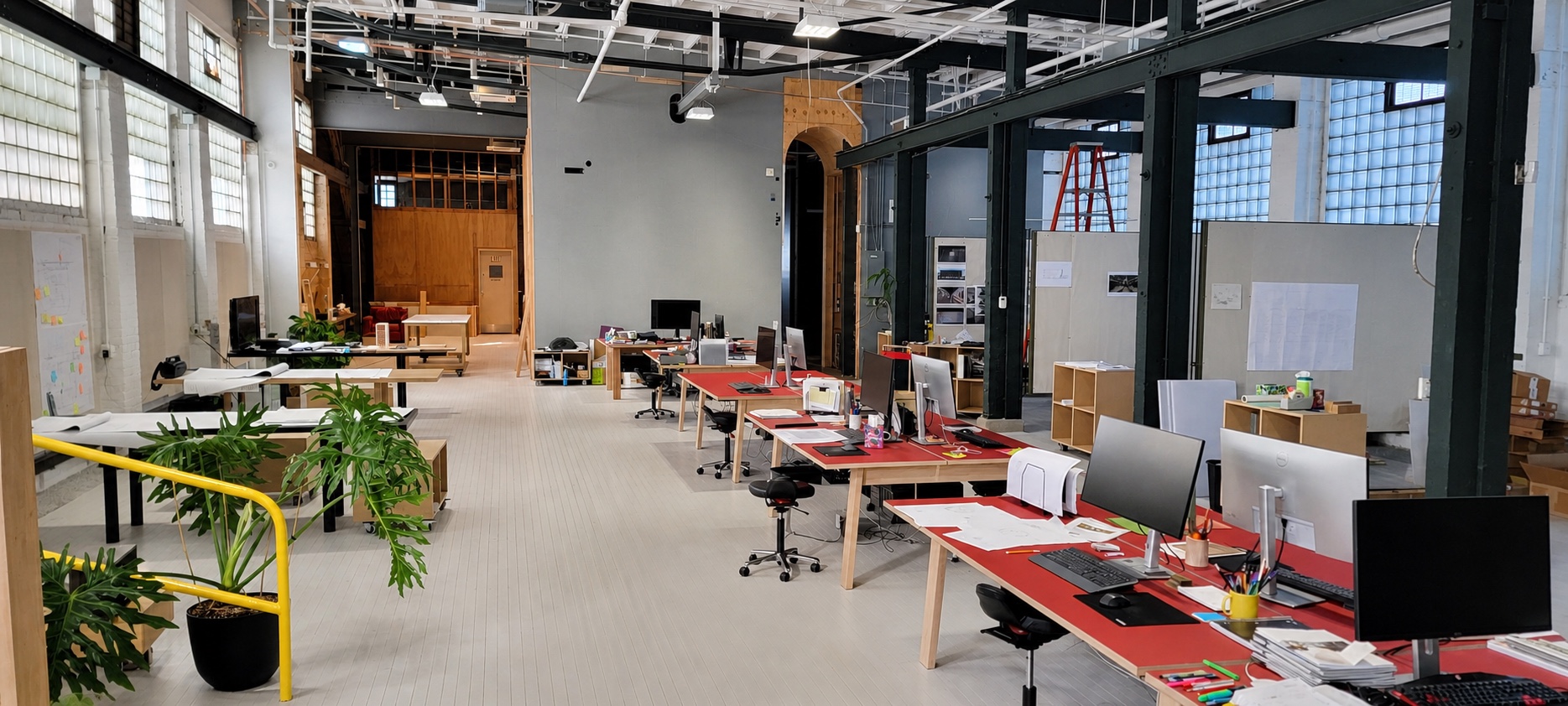 MWS modular work surfaces installed in an architects’ office