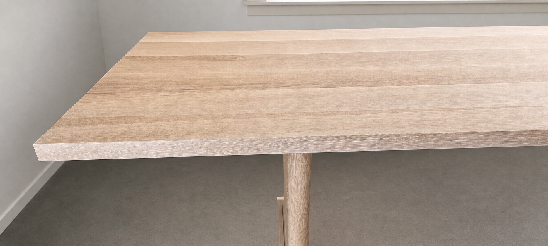 Close view of the natural wood TableRaise top and edge grain